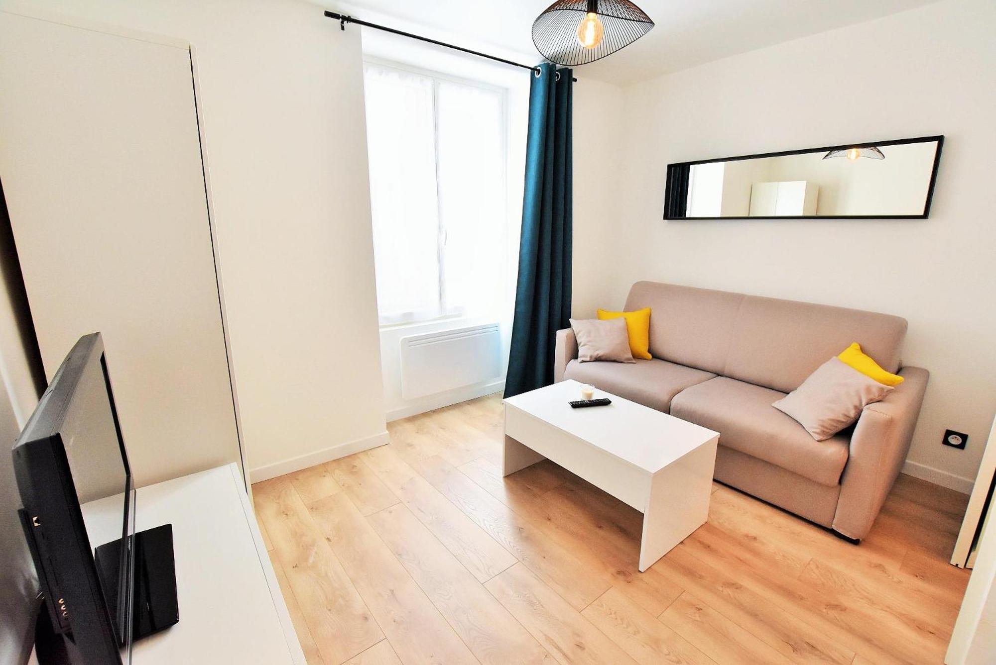 Appartement Au Coeur De La Ville De Taverny Ngoại thất bức ảnh